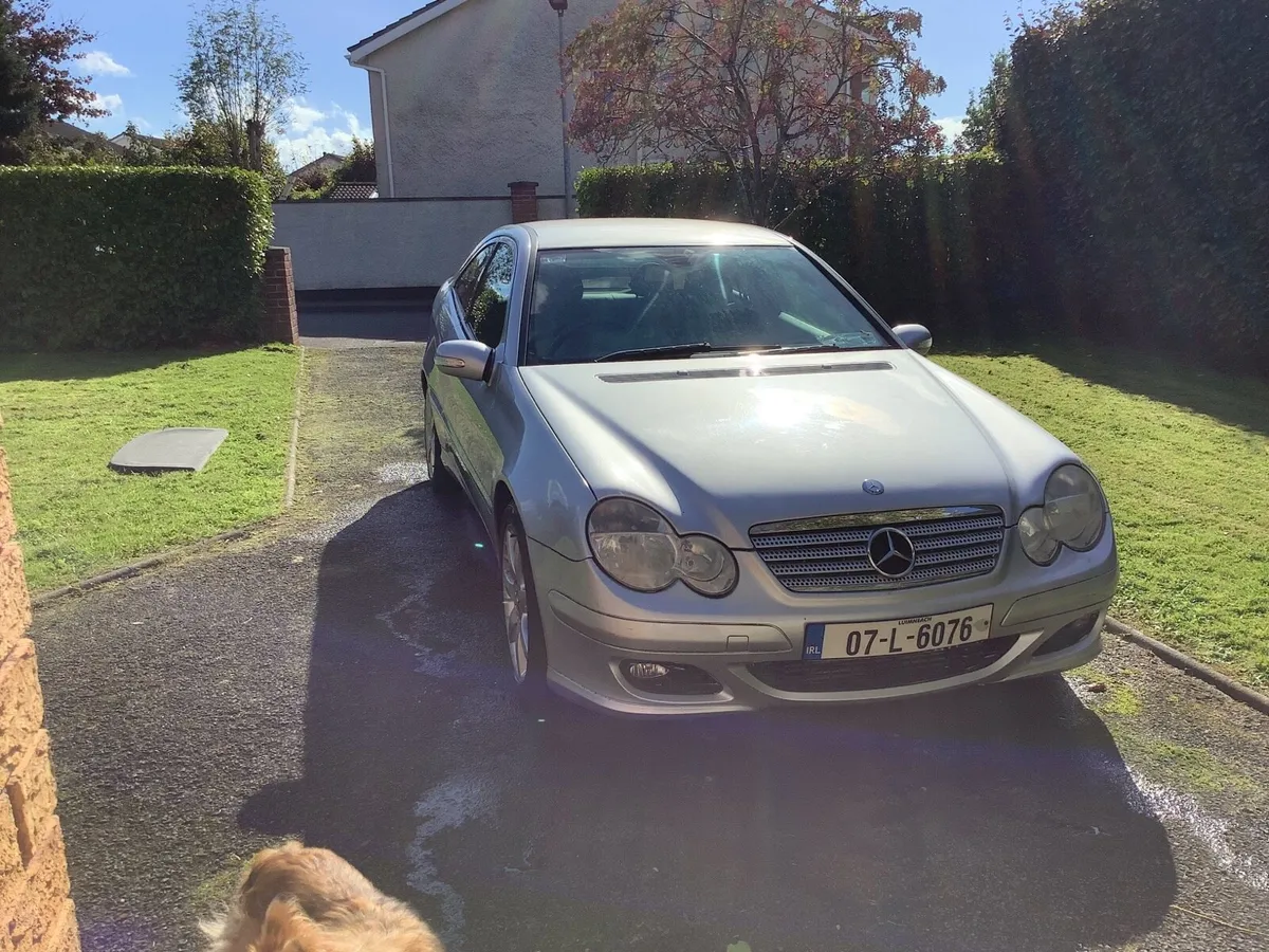 C180K Mercedes Benz - Image 3