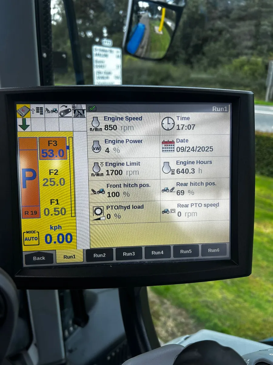 Ex Demo New Holland T7.225 - Image 4