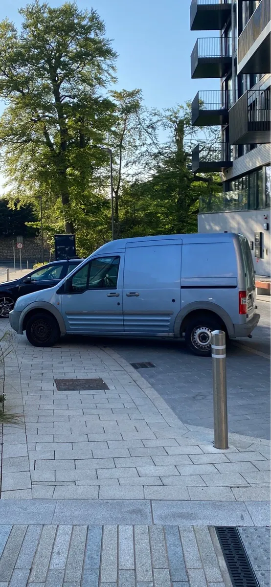 Ford transit connect - Image 2