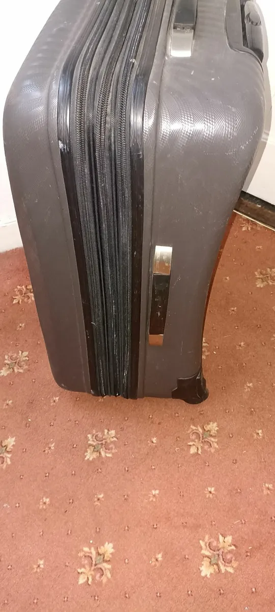 Hard  Shell Expanding Suitcase - Image 1