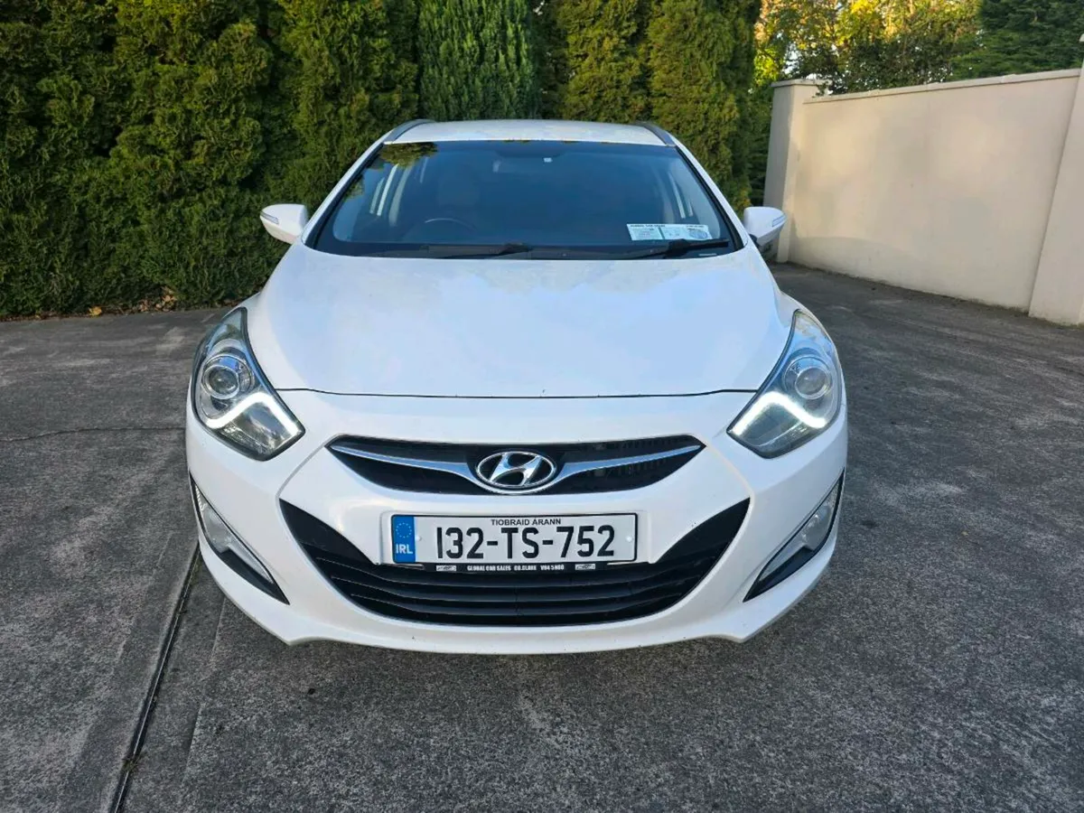 2013 HYUNDAI I40 1.7 CRDI ACTIVE BLUE ESTATE - Image 2