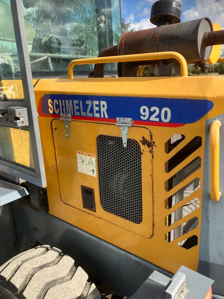 Loader - Image 2