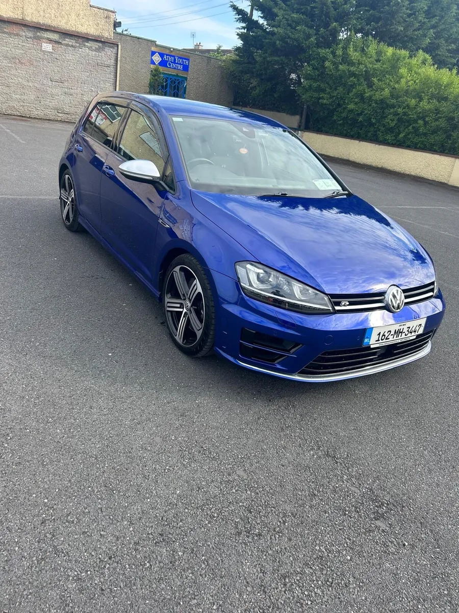 2016 Golf R - Image 2