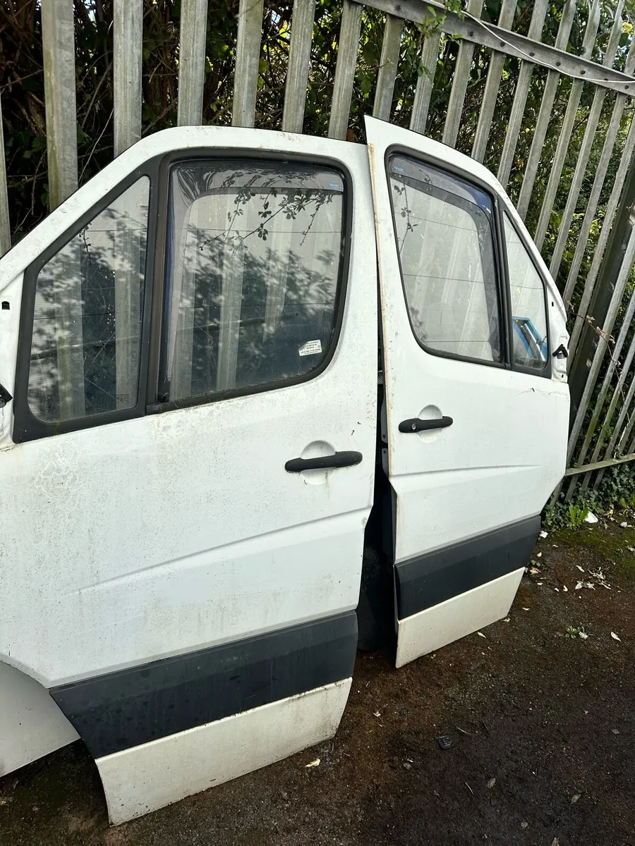 Front door sprinter crafter 07-17 no rust