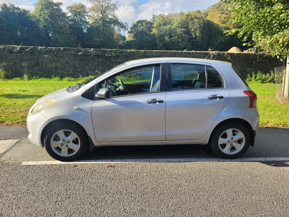Toyota Yaris 2006 - Image 1