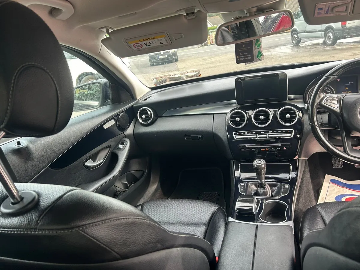 Mercedes-Benz C-Class 2015 C220D Bluetec - Image 2