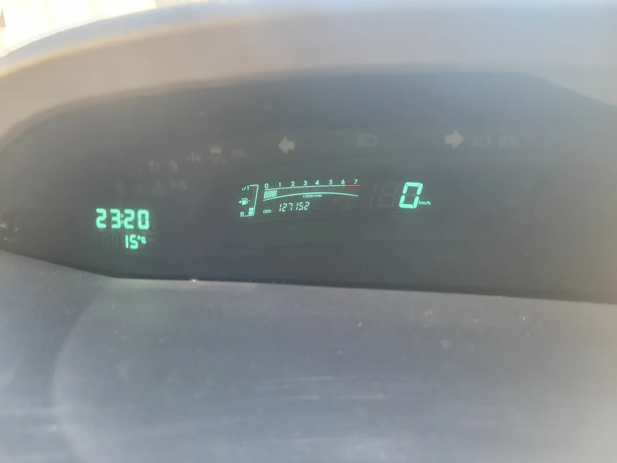 Toyota Yaris 2006 - Image 4