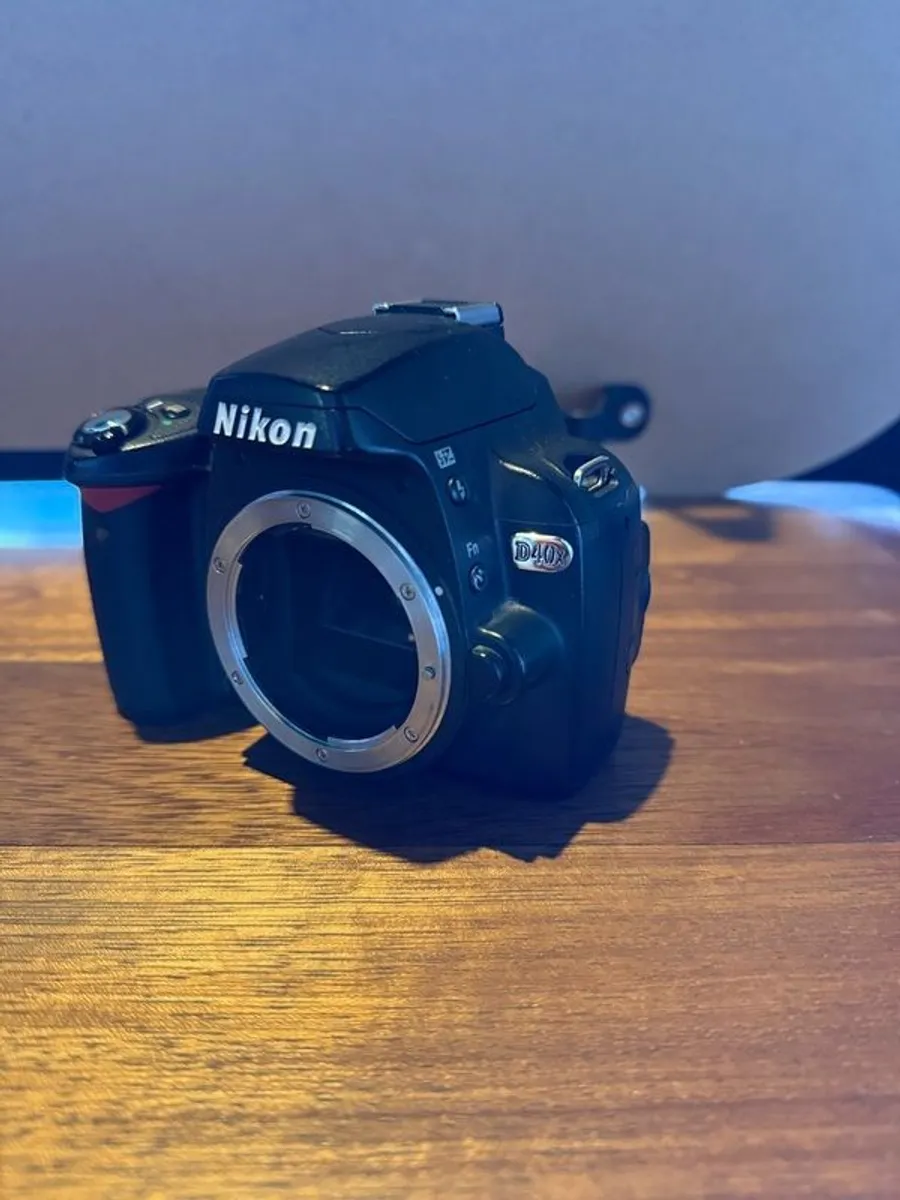 Nikon D40X (DSLR Digital Camera) - Image 3