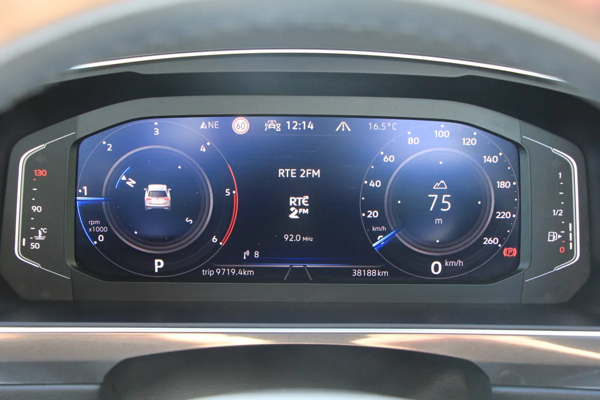 Tiguan R Line Allspace * DSG * 7 Seat *1 owner Car - Image 3