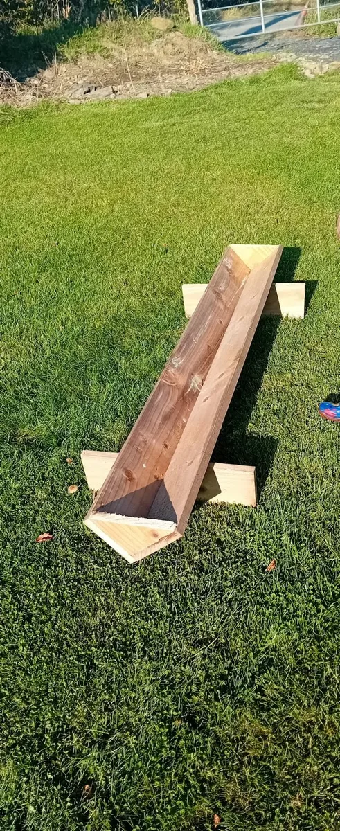 Sheep hurdle, sheep slats,sheep troughs & barriers - Image 2