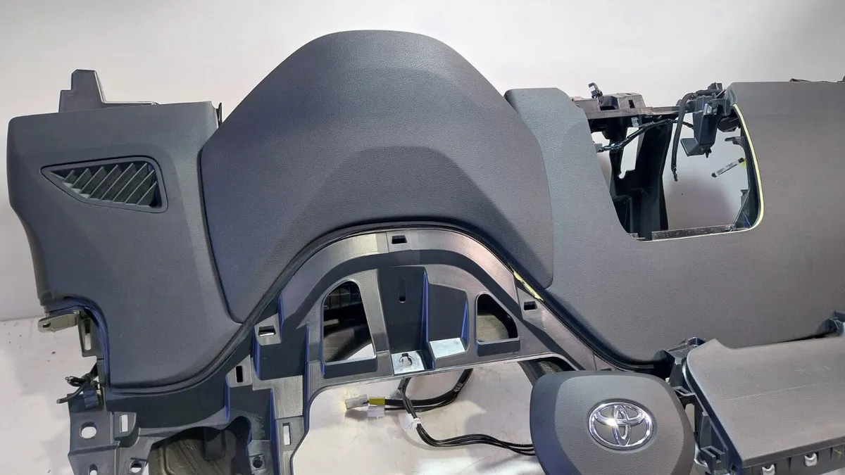 2024 Toyota Corolla Airbag Set - Image 2