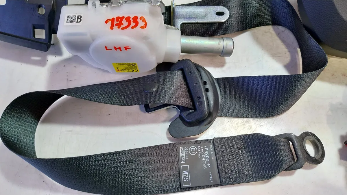 2024 Toyota Corolla Airbag Set - Image 4