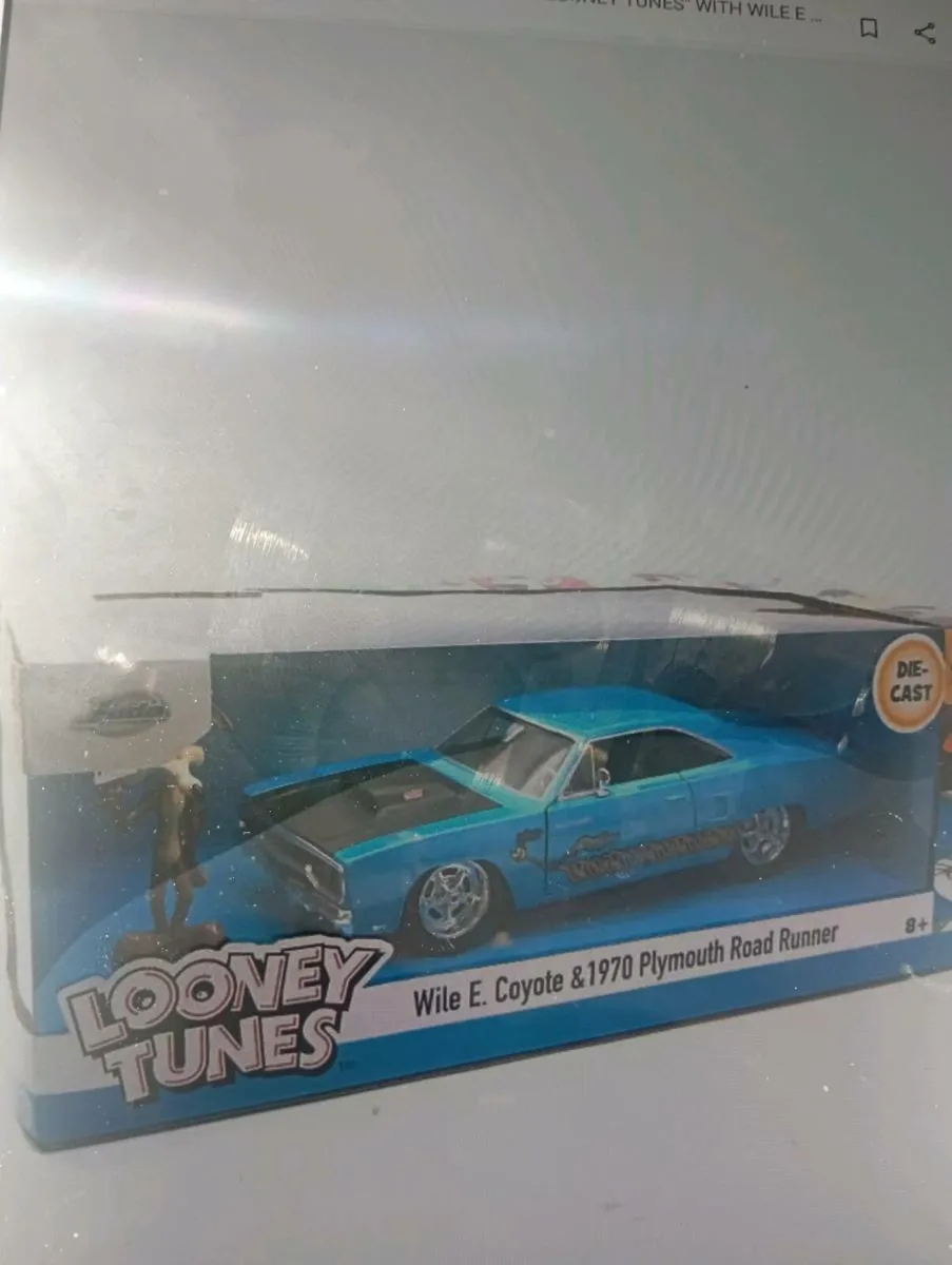 LOONEY TUNES WILE E COYOTE 1 -24 DIE- CAST CAR. - Image 1