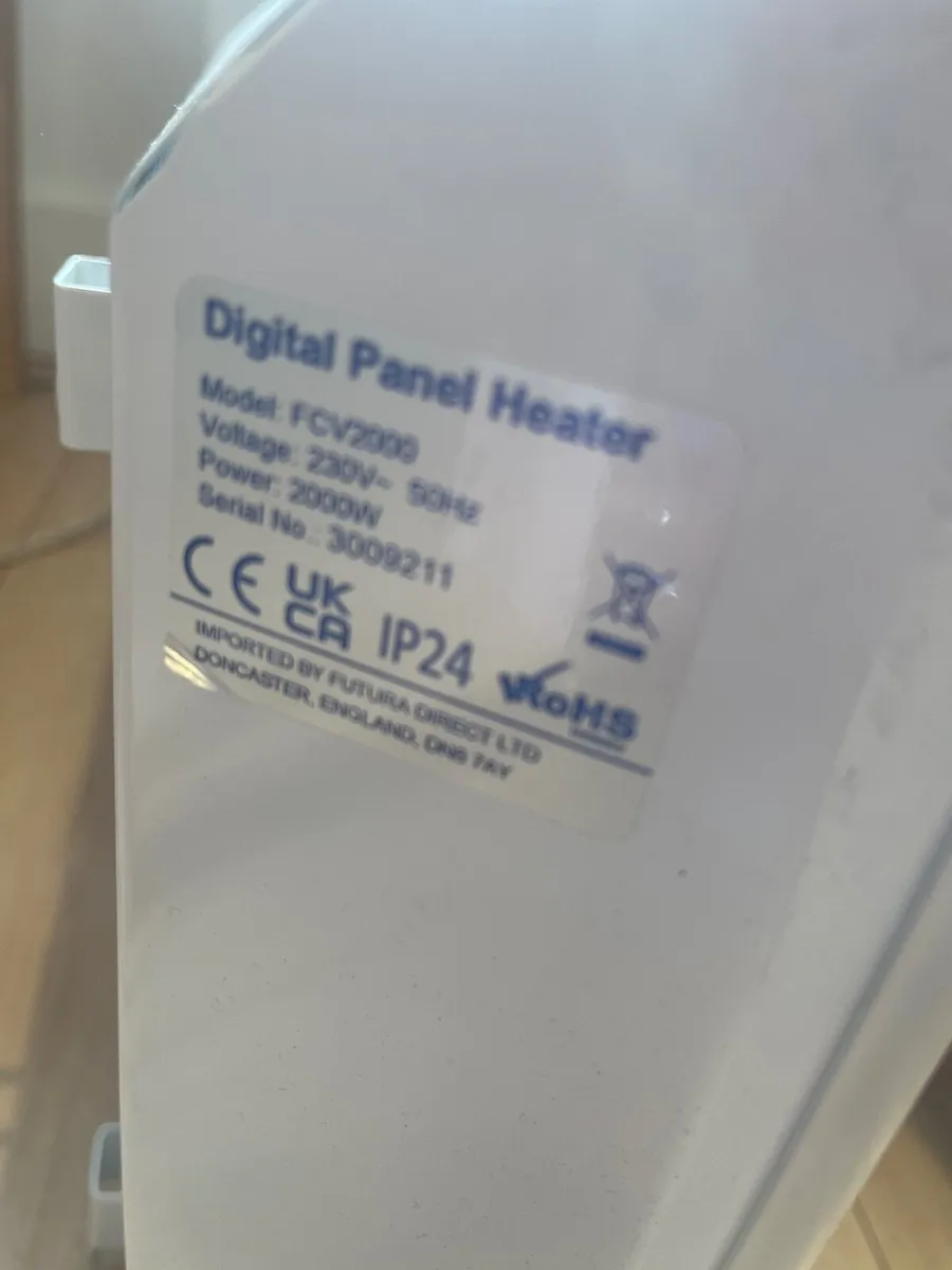 Wall heater (2 available ) - Image 3