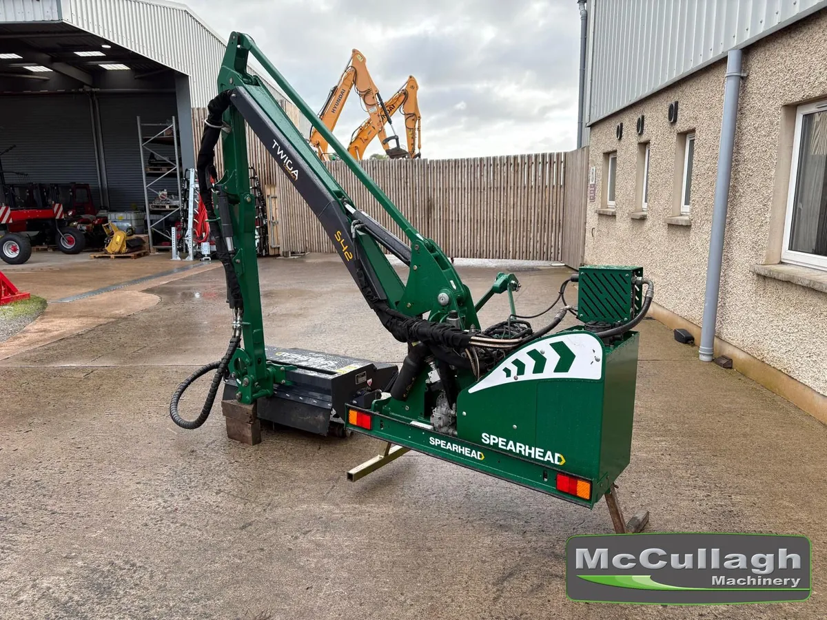 Used Spearhead S42 Twiga Compact Hedgecutter - Image 3