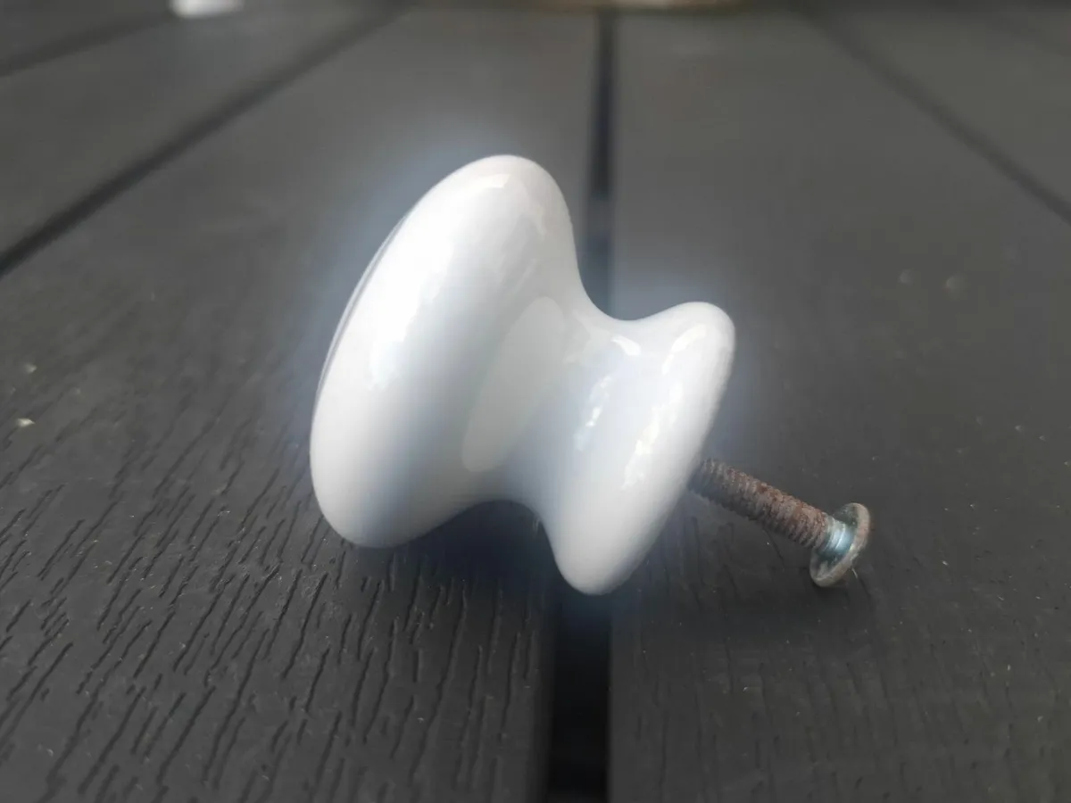 Knobs (porcelain) - Image 2