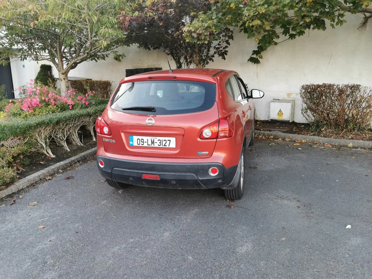 Nissan Qashqai 2009 AUTO CVT 2.0L - Image 2