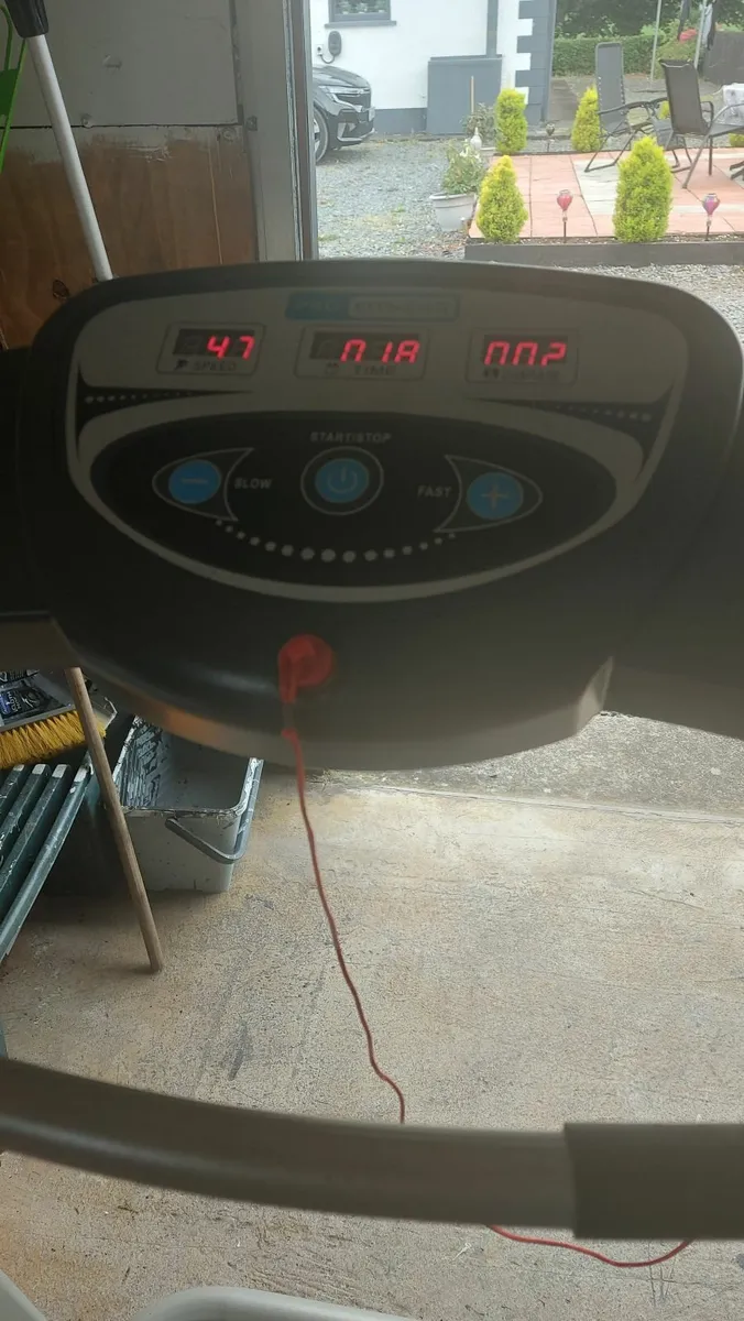 Running Machine - Image 4