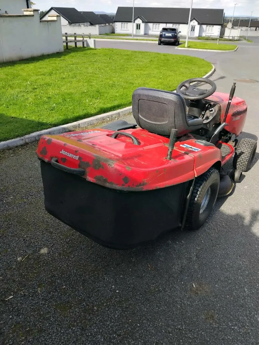Ride on lawnmower - Image 4
