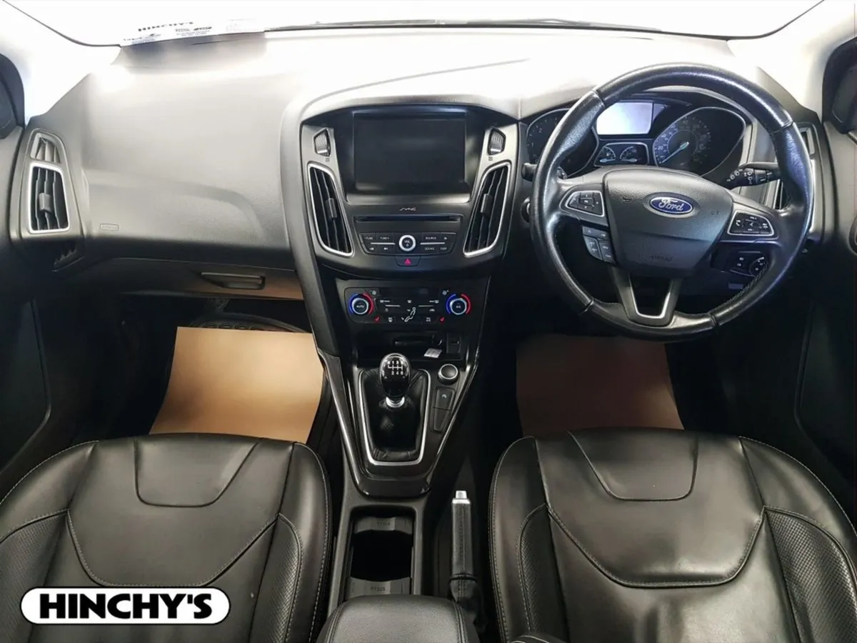 Ford Focus 1.5 Tdci 120PS Titanium Powershift - Image 3