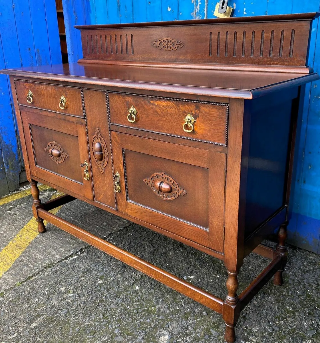 Vintage Oak Sideboard - Image 3