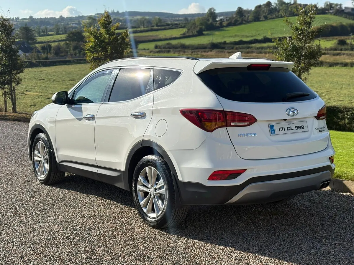 171 Hyundai Santa Fe 2.2CRDI Premium Automatic - Image 3
