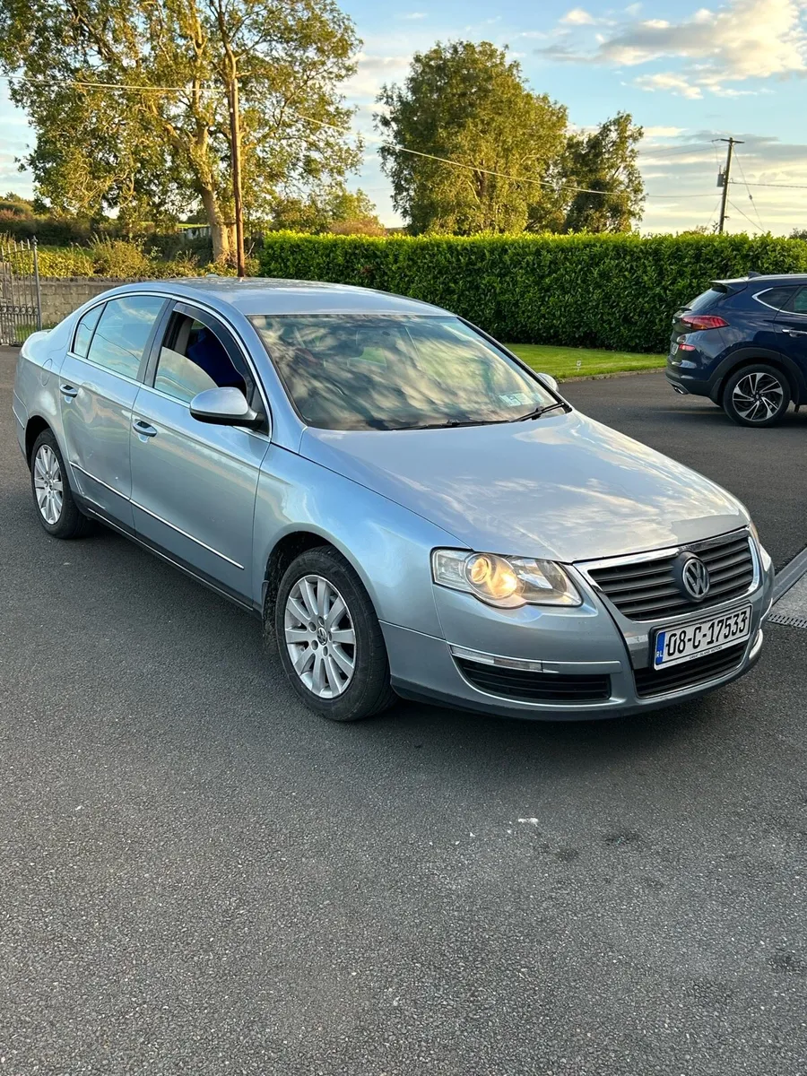 Volkswagen Passat!!LOW MILES!!! - Image 2