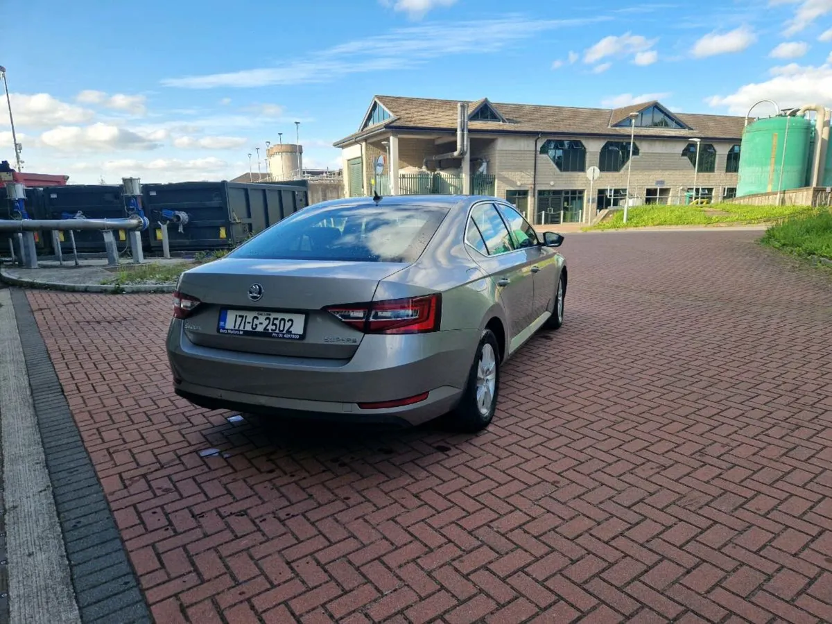 2017 Skoda Superb 1.6 €6450 - Image 3