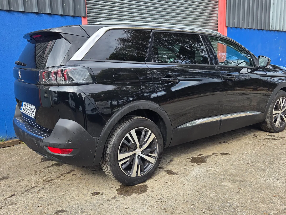 2022 Peugeot 5008  Allure 7 sester - Image 2