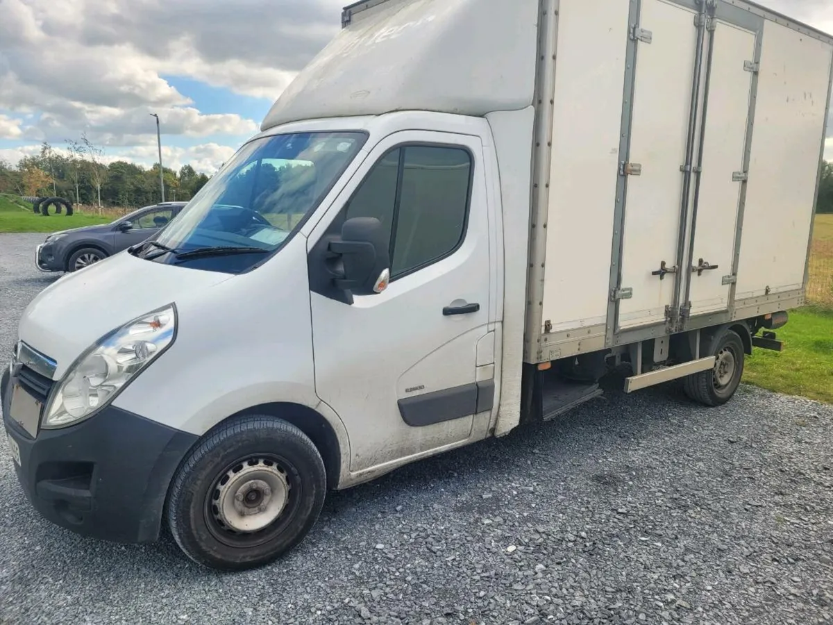 2019 opel movano  box body - Image 2