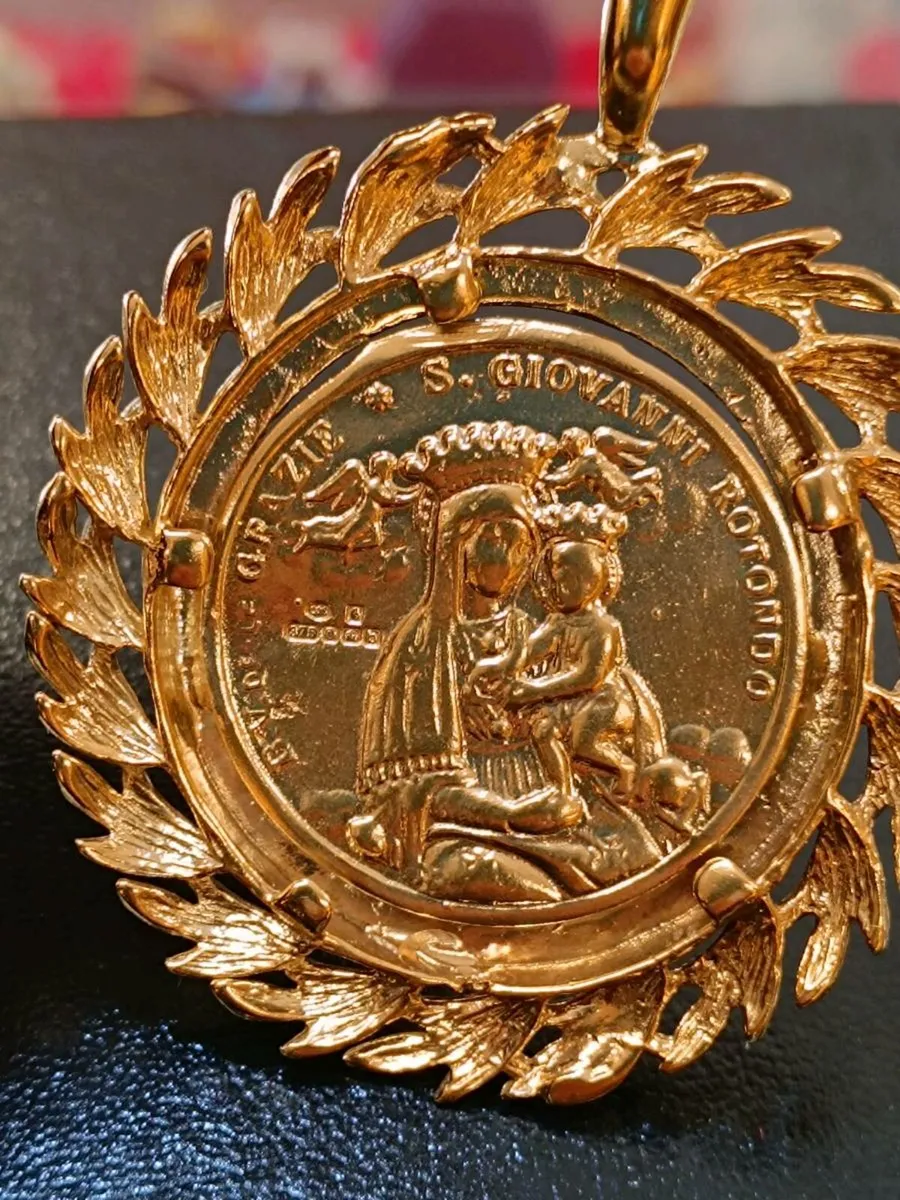 9k Gold Heavy Padre Pio/ Marry Medal Pendant - Image 4