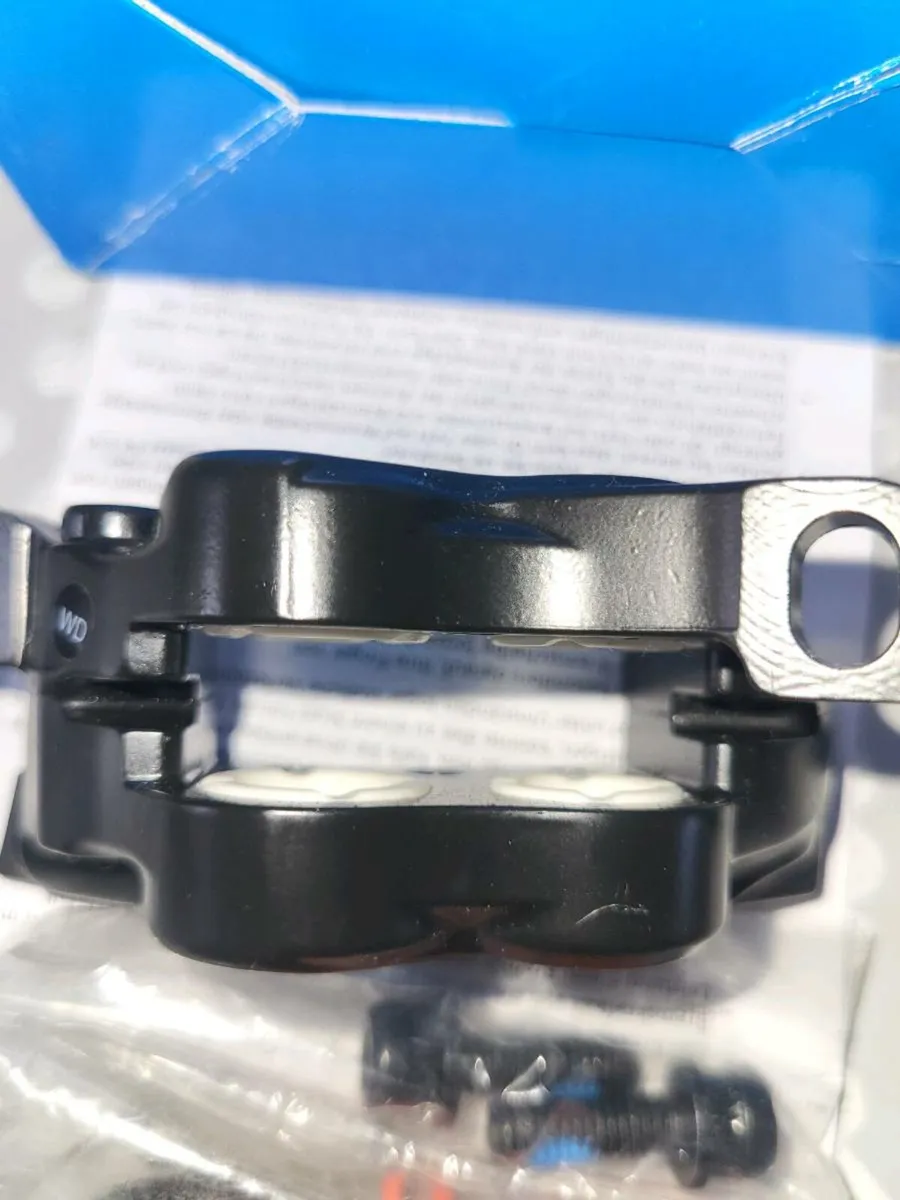 Shimano MT520 4 piston brakes - Image 4