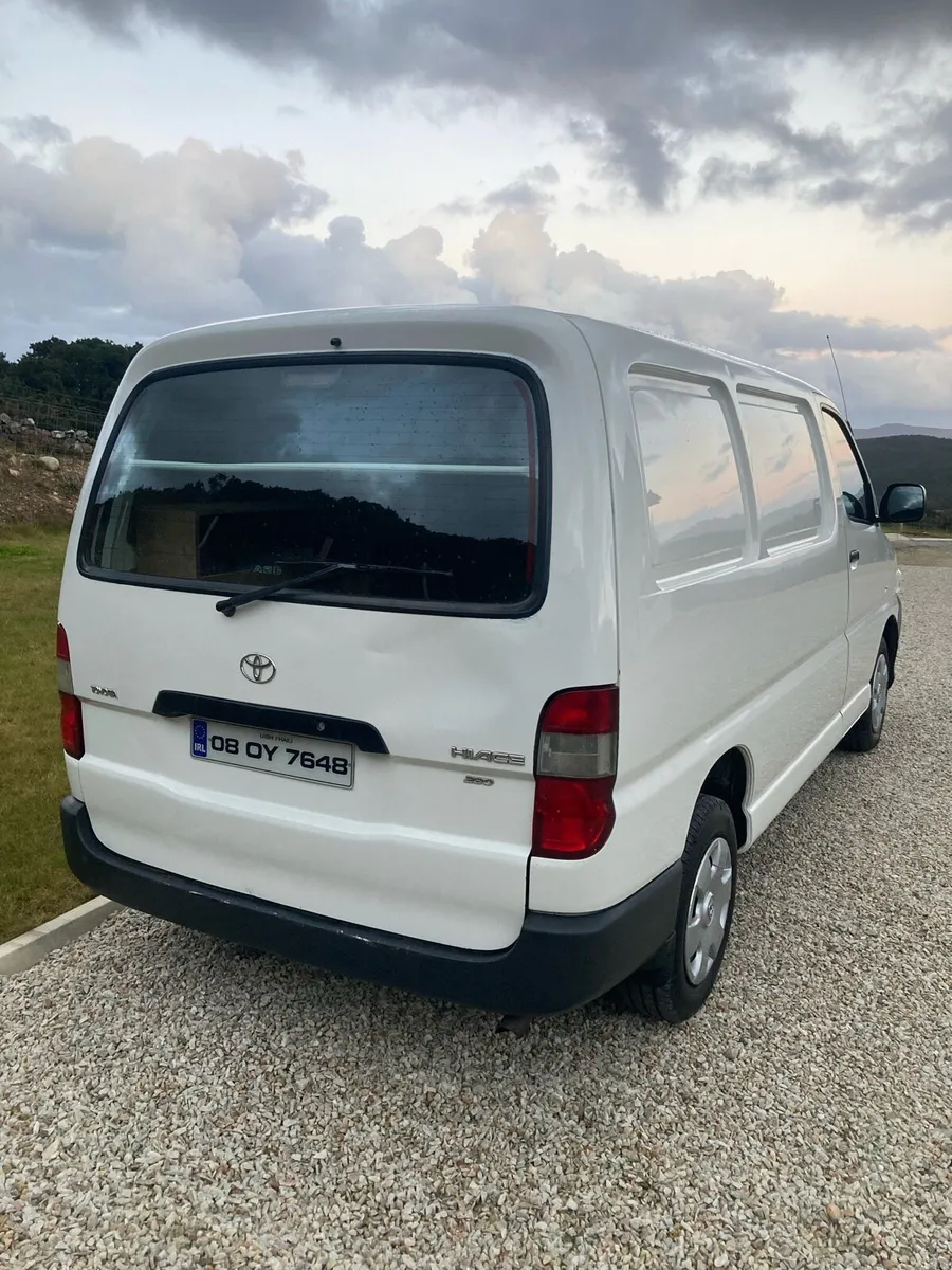 Toyota hiace - Image 3
