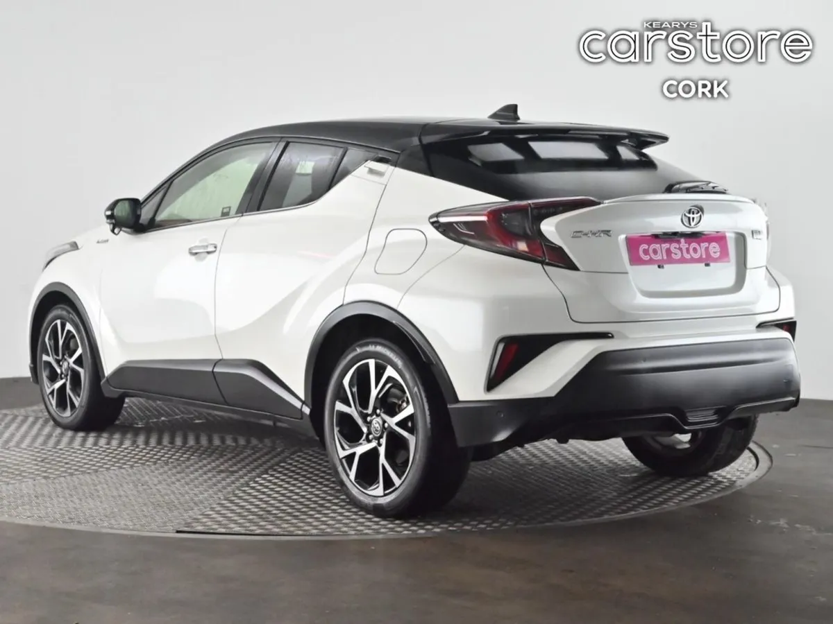Toyota C-HR 1.8 Hybrid Auto - Image 4