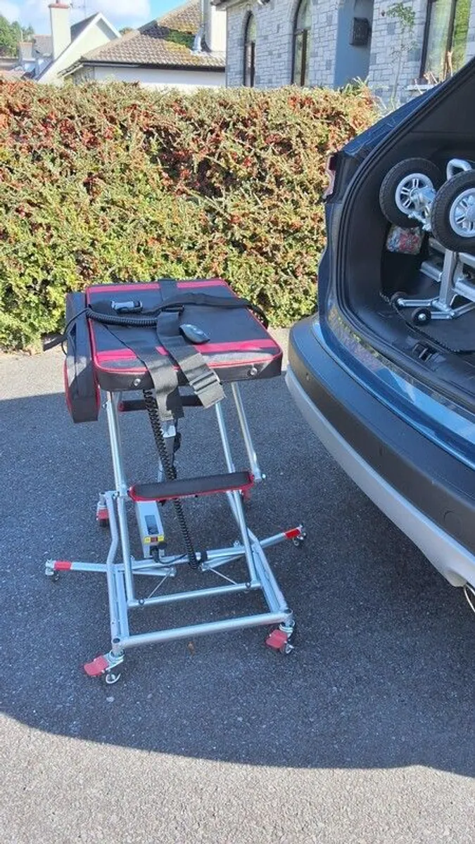 Elev8 portable lift. - Image 3