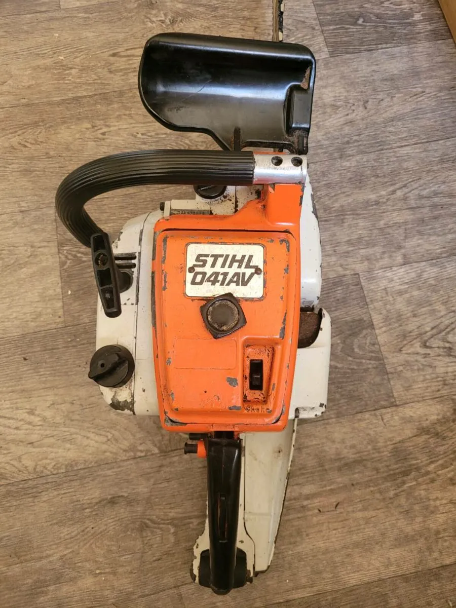 Stihl 041AV Chainsaw - Image 4