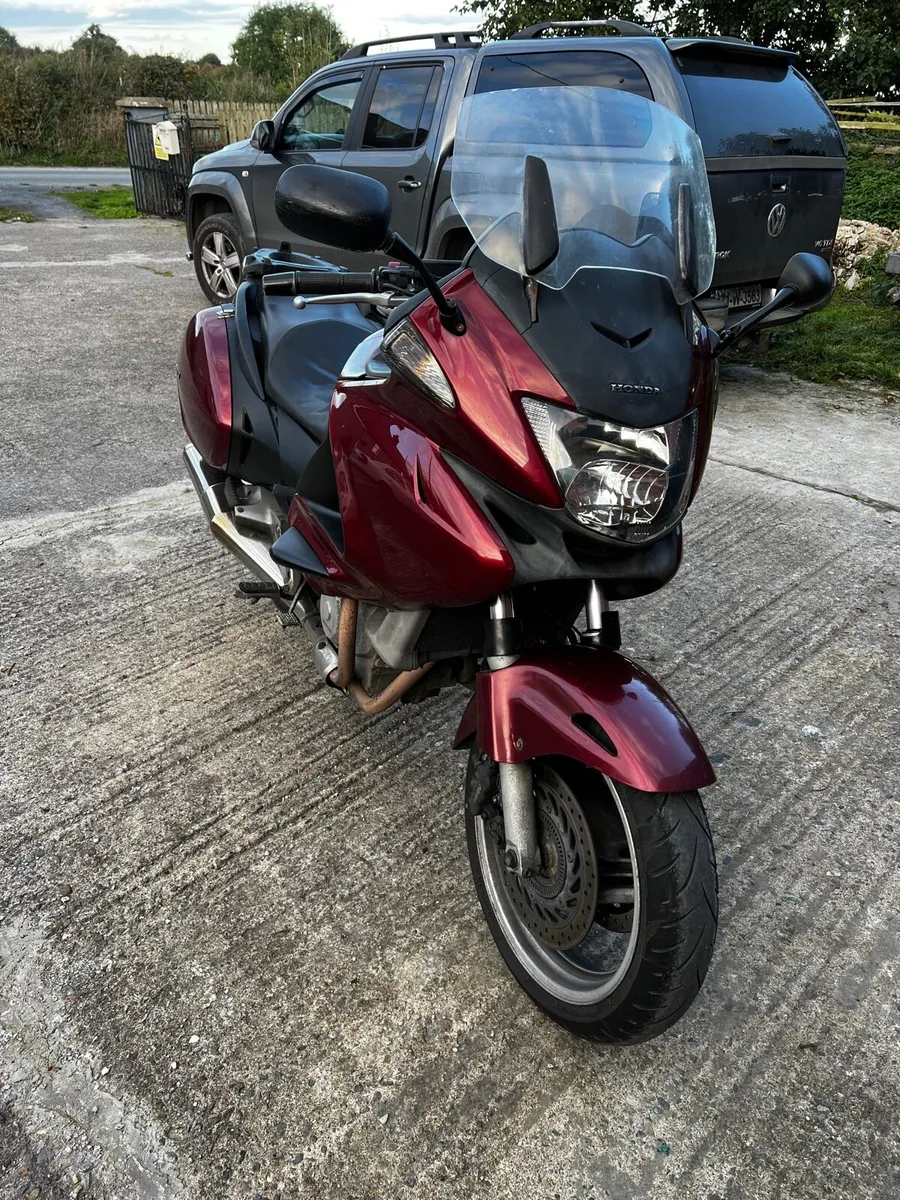 Honda deauville 650cc - Image 2
