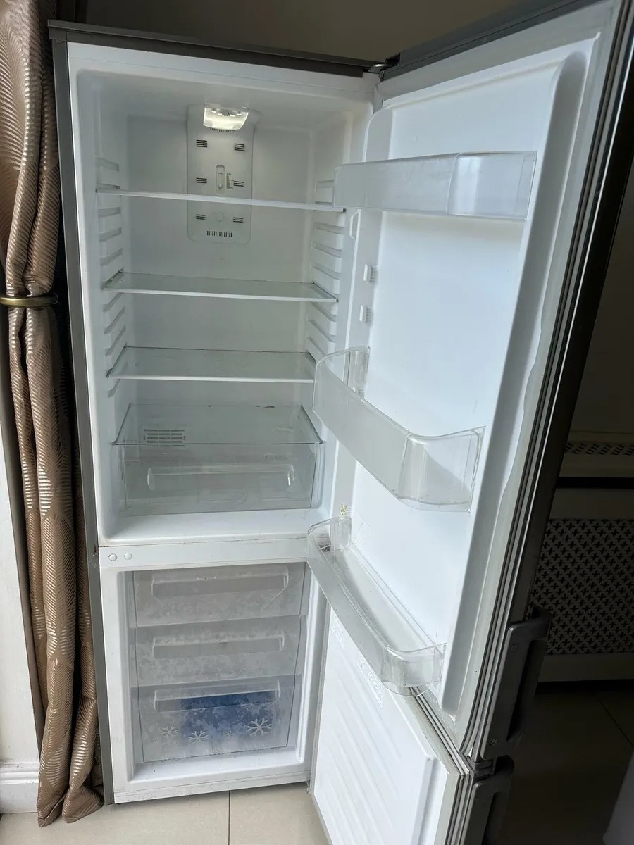 Zanusi Fridge - Image 3
