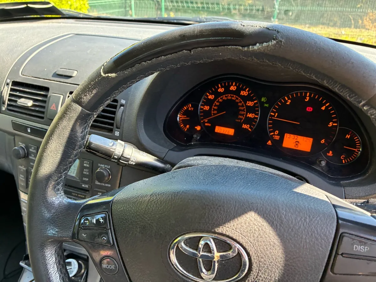 Toyota Avensis 2.0 diesel - Image 4