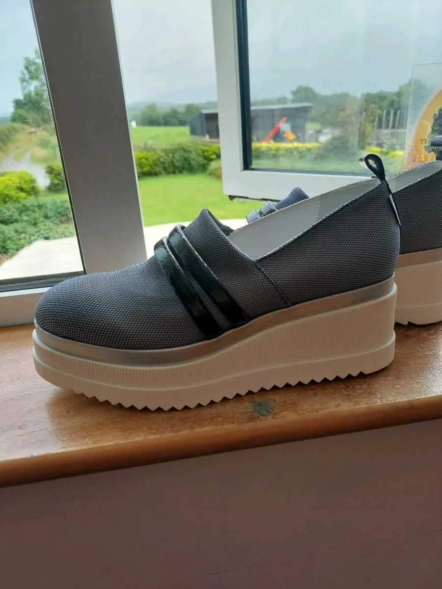 Shoes - Image 2