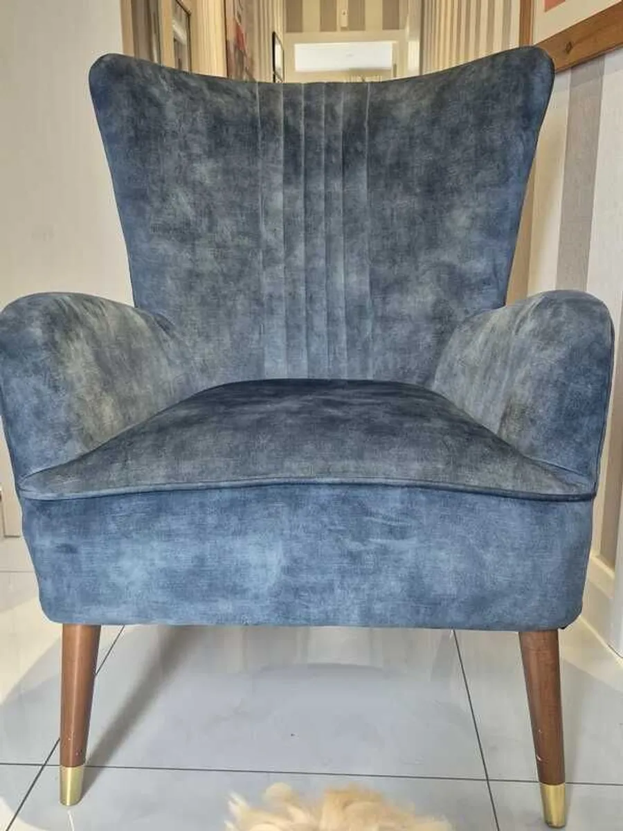 Luxury Velvet Armchair - Image 1