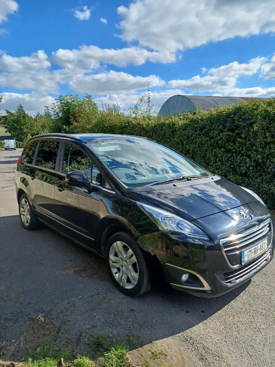 PEUGEOT 5008 2017 7 SEATER ONLY 102000KM - Image 1