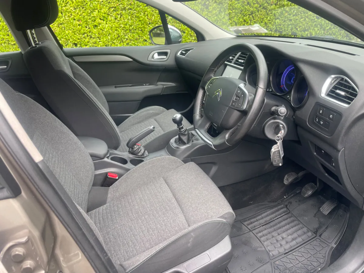 Citroen C4 2015 1.6 Diesel - Image 4