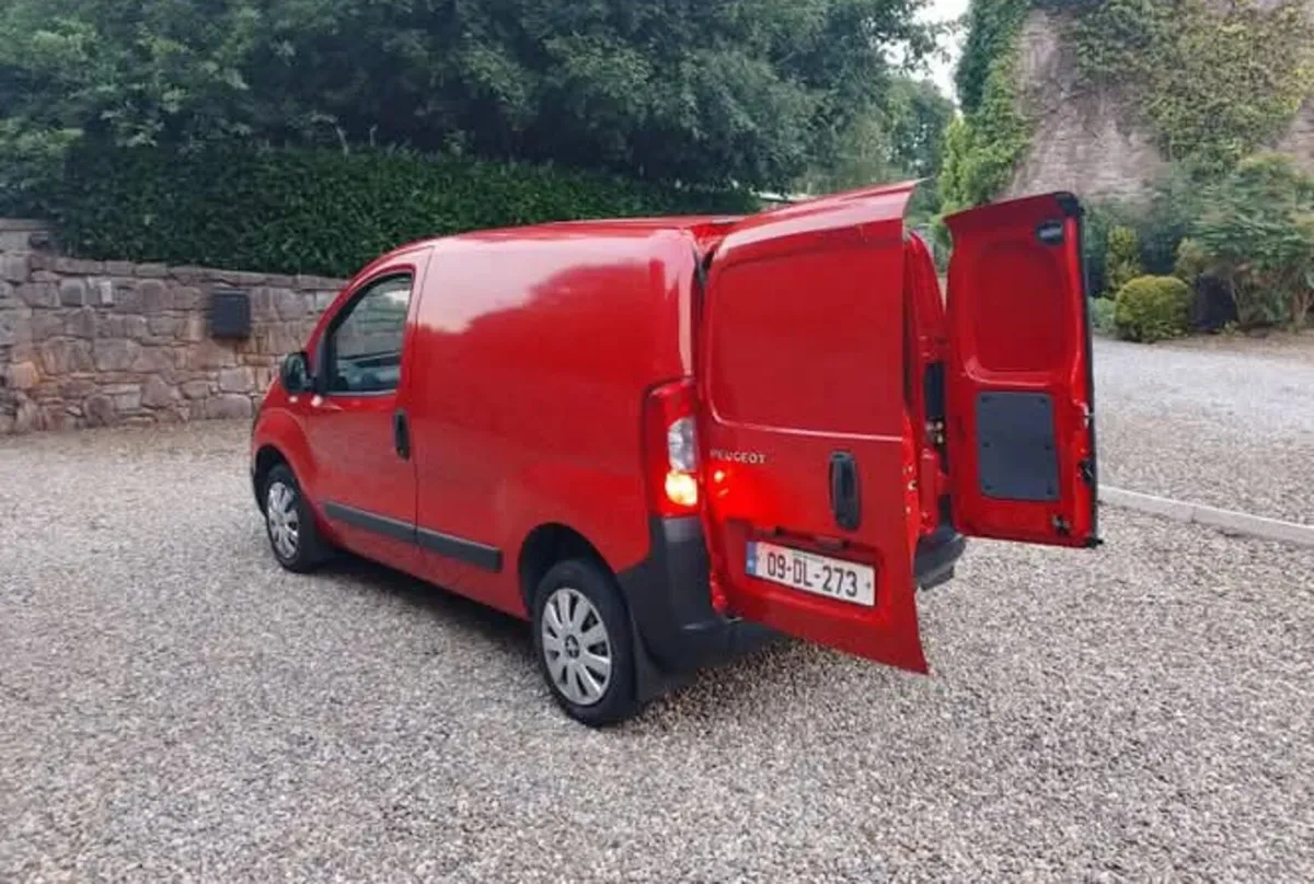 PEUGEOT COMMERCIAL VAN 2009' DIESEL - Image 3