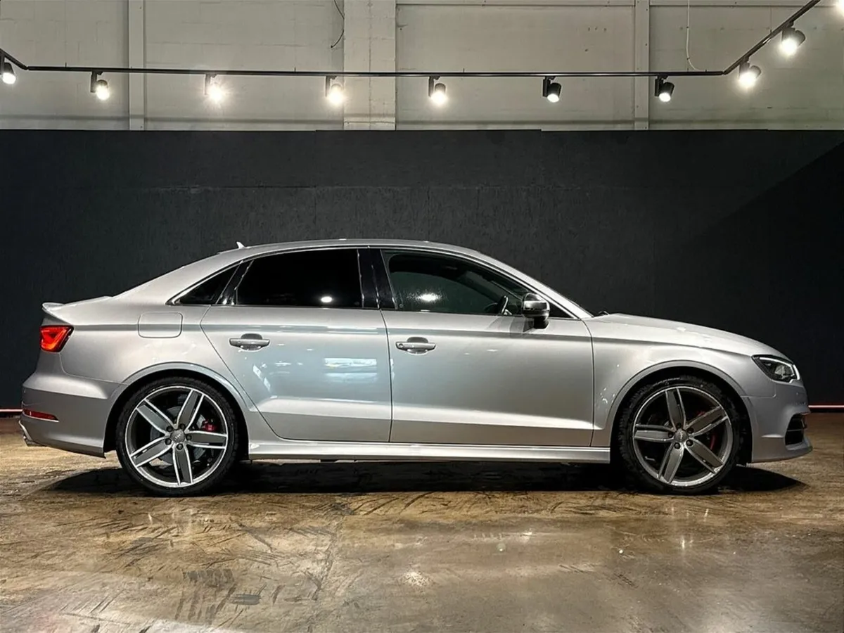 Audi S3 2.0 TFSI FULL LEATHER AUTOMATIC - CRUISE C - Image 2