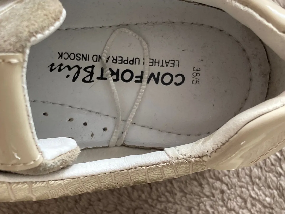 Platform t fashion trainers - Image 3