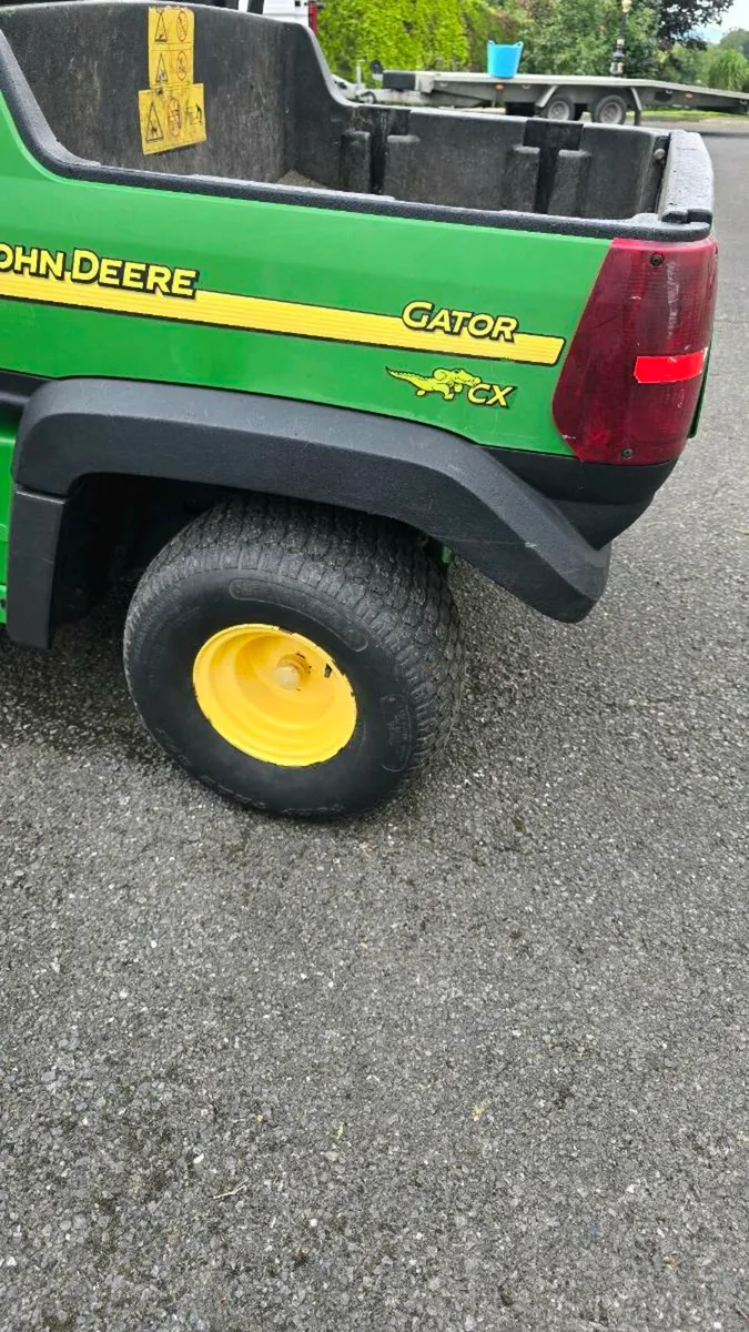 John Deere Gator - Image 4
