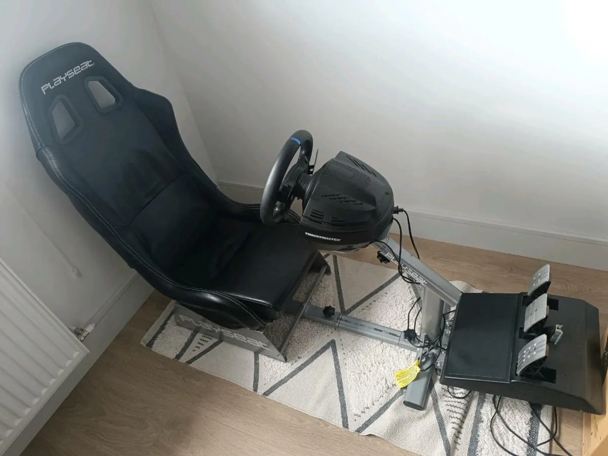 Playseat® Evolution + Thrustmaster T300RS GT Sim - Image 2