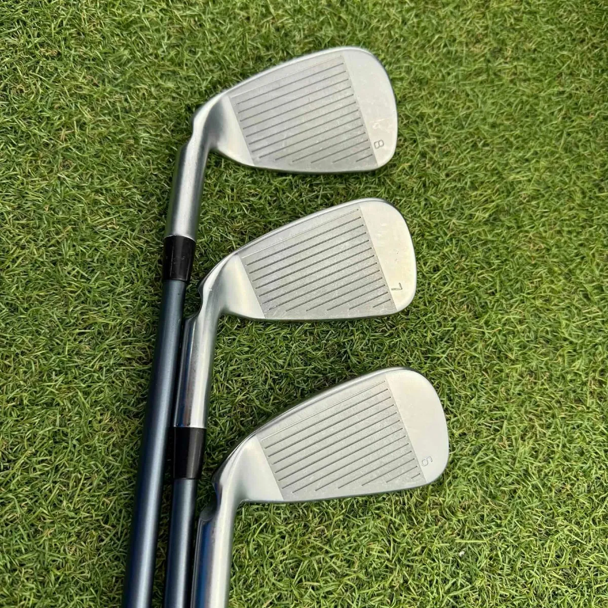 Ping G425 Irons / 6-Pw-Aw / Alta Cb Awt Regular - Image 4
