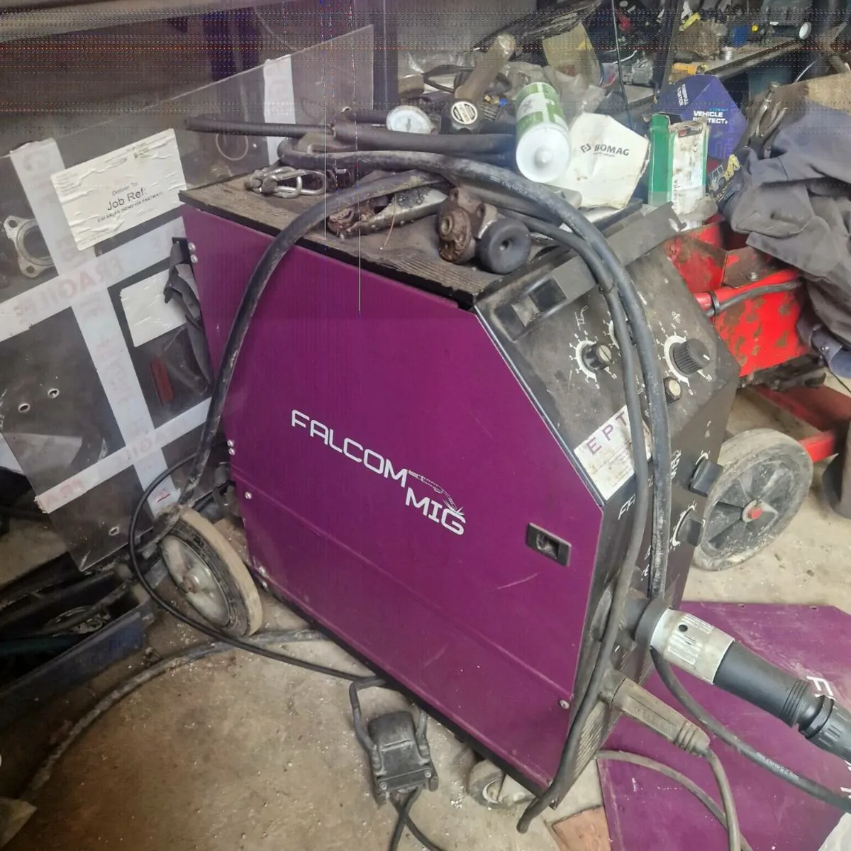 Mig welder - Image 1
